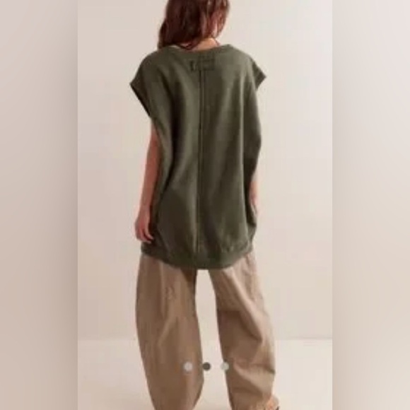 We The Free Dakota Vest in Cilantro Green - Picture 2 of 8